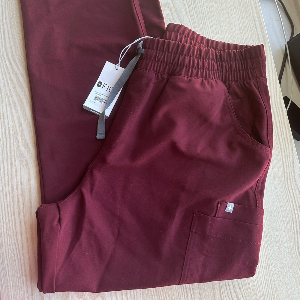 NEW FIGS Yola High waisted pants